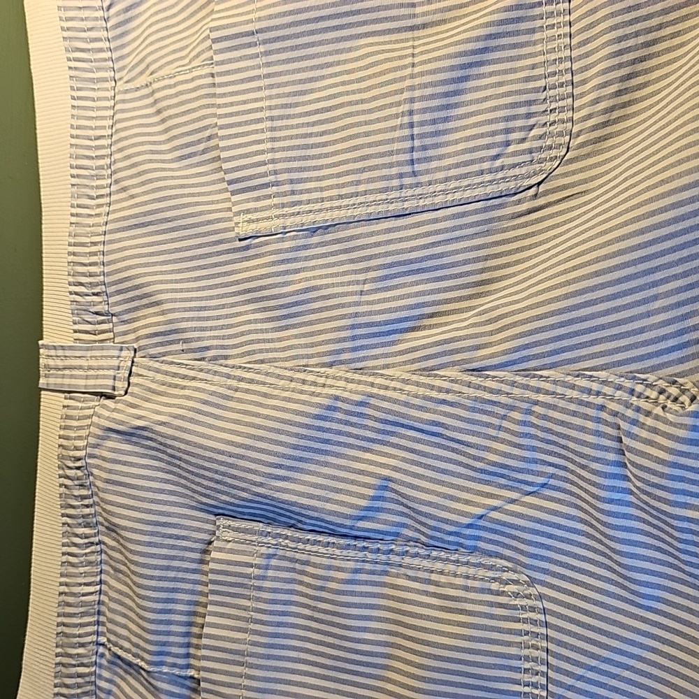 St. Johns Bay Bermuda Shorts Blue Striped. Size 10. 4 Pockets - Picture 7 of 13